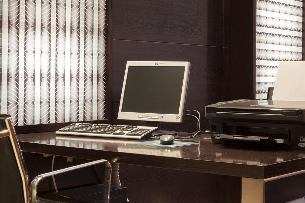 Ac Hotel Badajoz By Marriott Exterior foto