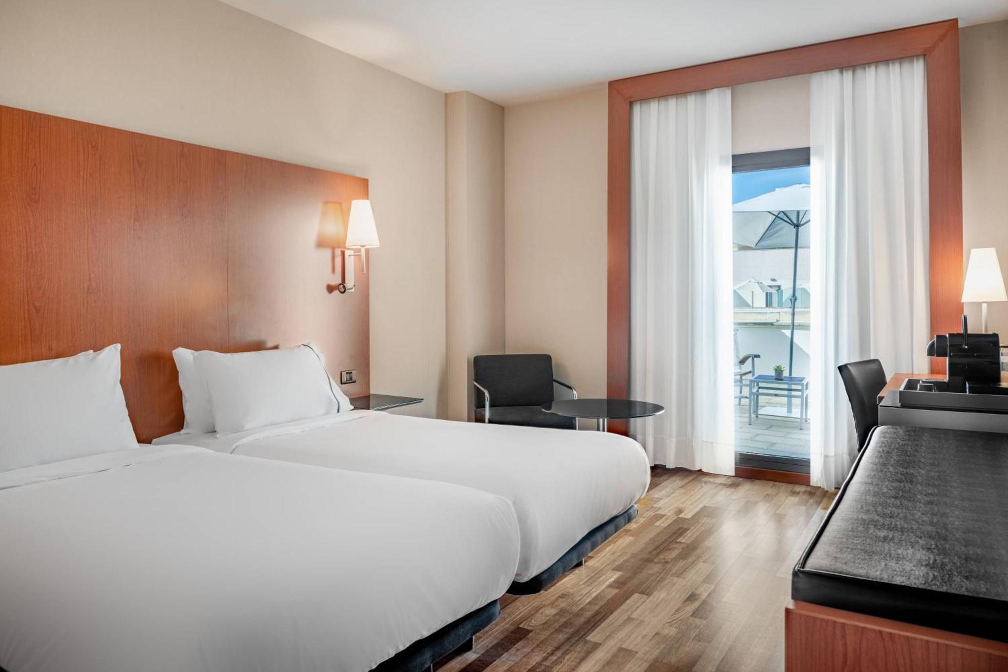 Ac Hotel Badajoz By Marriott Exterior foto