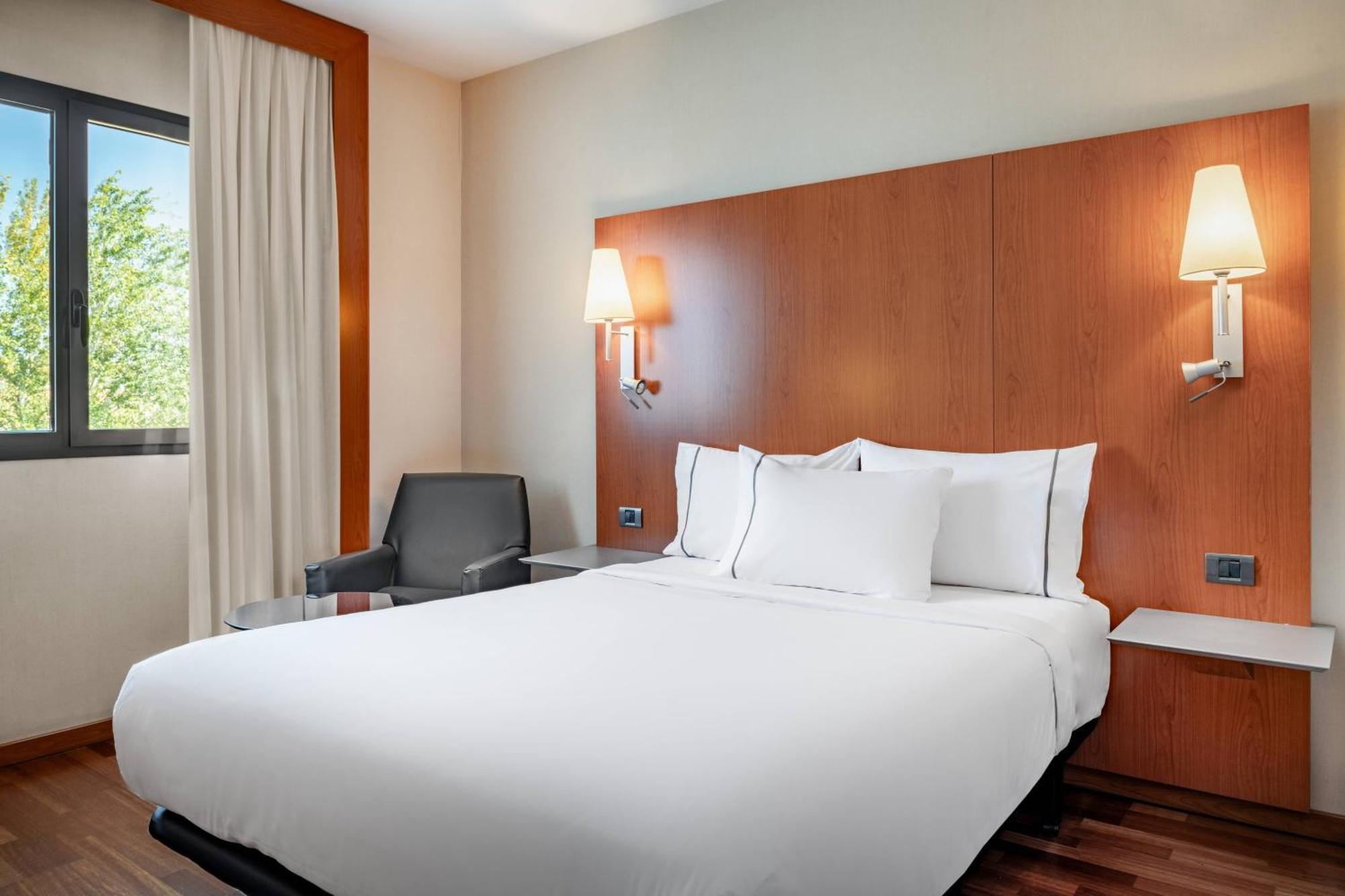 Ac Hotel Badajoz By Marriott Exterior foto