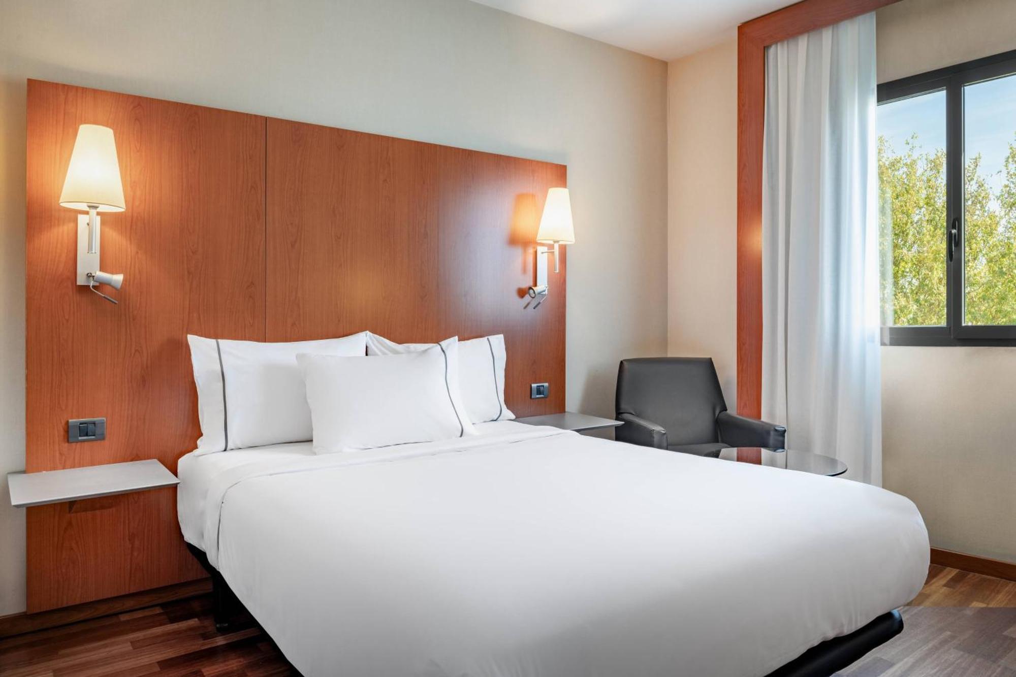 Ac Hotel Badajoz By Marriott Exterior foto